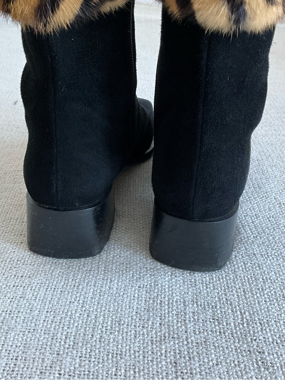 Vintage Stuart Weitzman Black Suede Tiger Print Cuff Boots 8.5 B - Picture 6 of 9